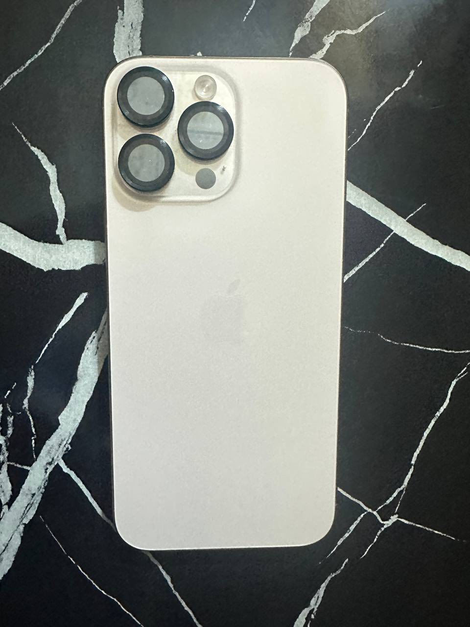 ايفون 16 برو ماكس ملاحظات موضحة بالصور
سعر مليون و400 وبيه مجال بسيط (بسيط) شرق اوسط  ذ 256 بطارية 91 —شاصي وشاشة وظهر مكفول جهاز كله مكفول لاتصيلح ولا تعديل السعر قابل للتفاوض متواجد مازنجر واتساب ***********  الصوته حلو لايغني بالتعليقات اليعجبه المنشور اهلا وسهلا المايعجبة يتخطى لو يترك اثر طيب
