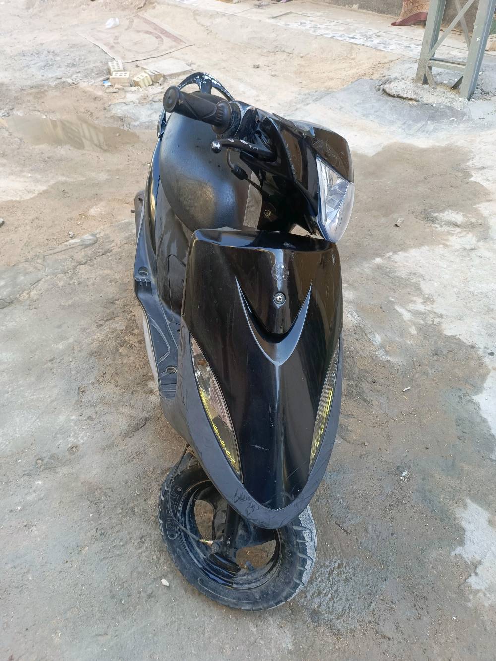 كربلاء المعلمجي 
ماشيه 27 كيلو 
ماكس عدلة حاوية كفراتها ختم واحد ناقصها بس سلف