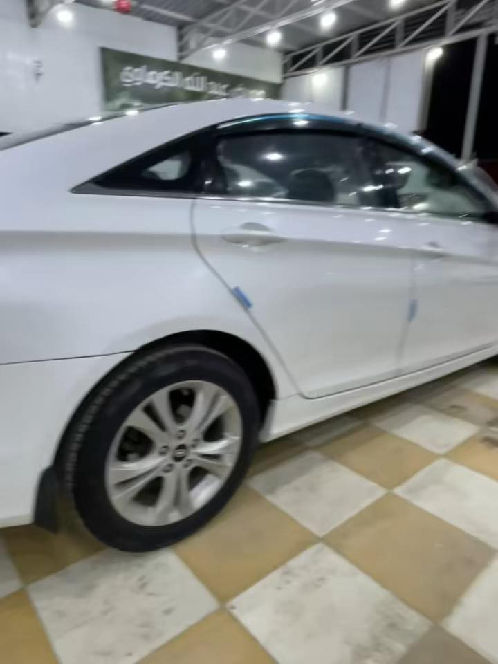 سوناتا 2011 خليجي مكفول كفاله عامه فول مواصفات واحد عل واحد بنوراما مكينه 2400 دوش مامفتوحه مكفوله وكير مكفول تبريد السياره جديده وجاهزه ماشيه 165 الف  رقم بغداد تحويل مباشر السعر 127$ وبيه مجال بسيط بابل الشوملي ***********
