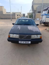 فالفو 940 موديل 92 مكينه عادي كير اوتوماتيك سنويه لل 27 رقم انكليزي بس...