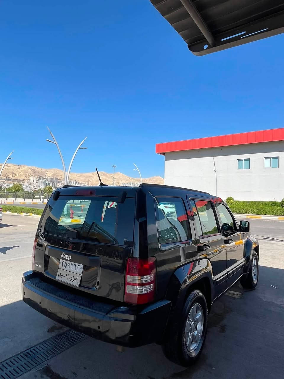 Jeep liberty 2011
ڕەش قەتران
مەکینە 3.7
گێڕ و مەکینە دەبڵ ئەکسل  و تەبرید بەشەرت
٤تایەی تازەیە 
گێڕ ئۆتۆماتیک 
تەحویل و غەرامەی بەشەرت 
حیزام بۆیاخ نیە  پەڵە پەڵەیە بە حیزام ئەیفرۆشم دەعمی 
قورسی نیە ئێرباگ نەتەقیوە
سەقفی بەشەرت  بەس کاڵبۆتەوە
سەنەوی بەسەرچوە
ماڵی دۆستە سەیارەی ماڵە 
سعری75 معامەلە 

***********
