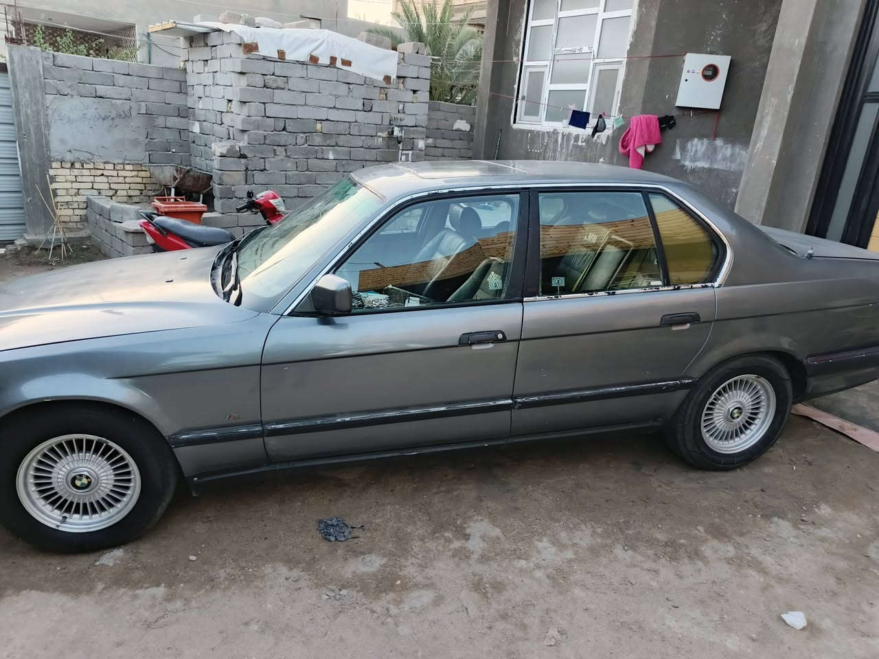 سلام عليكم
البيع او مراوس  
بي ام 735
مديل 92
ابلاديه 
مكينه مفتوح 
فول مواصفات 
كشنات كهرباء 
فتحه شغاله 
رقم بغداد 
حداده اماميه خلفيه  تايرات باتري جديده 
سعر 45 وبيها مجال 
رقم الهاتف او واتساب 
***********

‏‪***********‬‏
