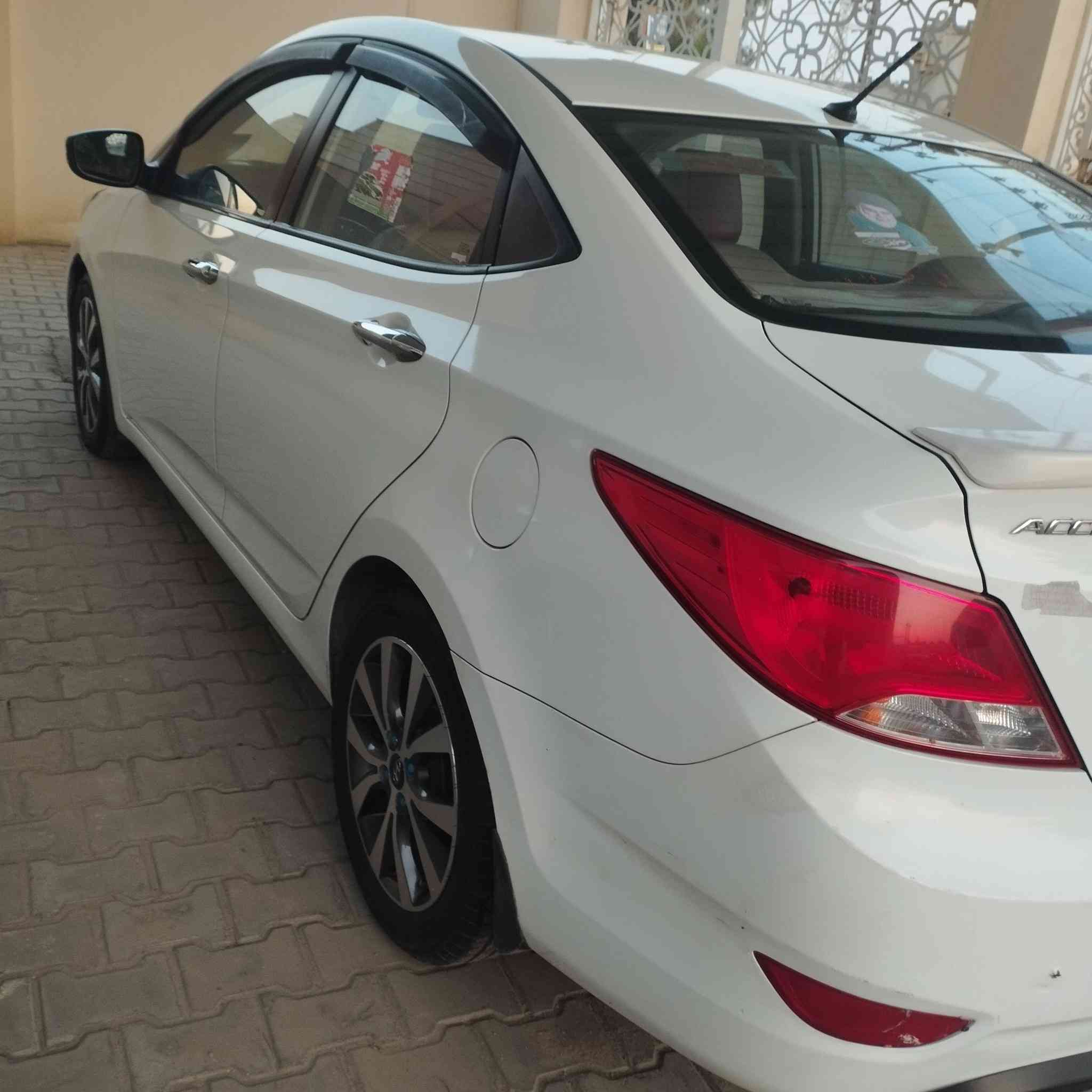 سياره اكسنت مديل 2016خليجي رقم بابل مشروع وطني خمسه ويل كب
محرك 1600تبريد اتصال ***********
