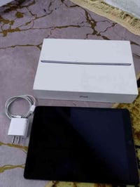 ايباد ابل 9 للبيع نضافه فول بطاريه 88 ذاكره 64 رقمي 07508996177 اسيا 0...