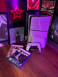 بلي 5 سلم أوربي ما مفتوح ولا داخل صيانه وياه جوستك اصليه وقرصين gta5 و...