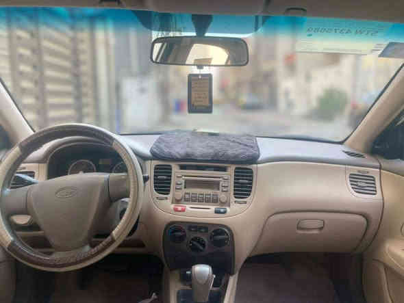 السلام عليكم كيا ريو موديل 2009
مثل ما موضح في السونار مكينة وكير وتبريد خير من الله 
حدادية جديدة
تخم تاير جديد
السيارة باسمي تحويل ثاني يوم
السنوية لغايه نهايه 2028
السعر 88 قابلة للتفاوض 
المكان بغداد الرقم ***********
