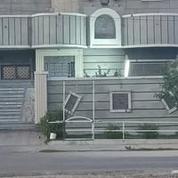 حي المعهد شارع 40 • ٢٦٠م • محل داخل البيت