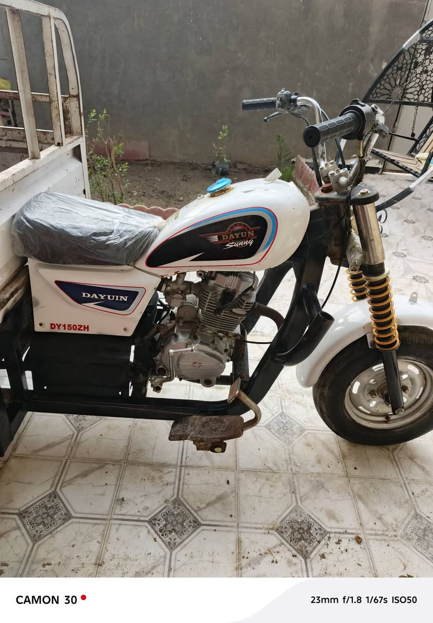 السلام عليكم ستوته دايون للبيع كلك كفاله من سرقه  موديل 2018ستوته نضيفه سعر خاص ***********
