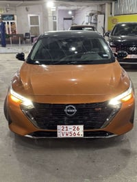 نيسان سنترا • معرض الاخوين المركزيه