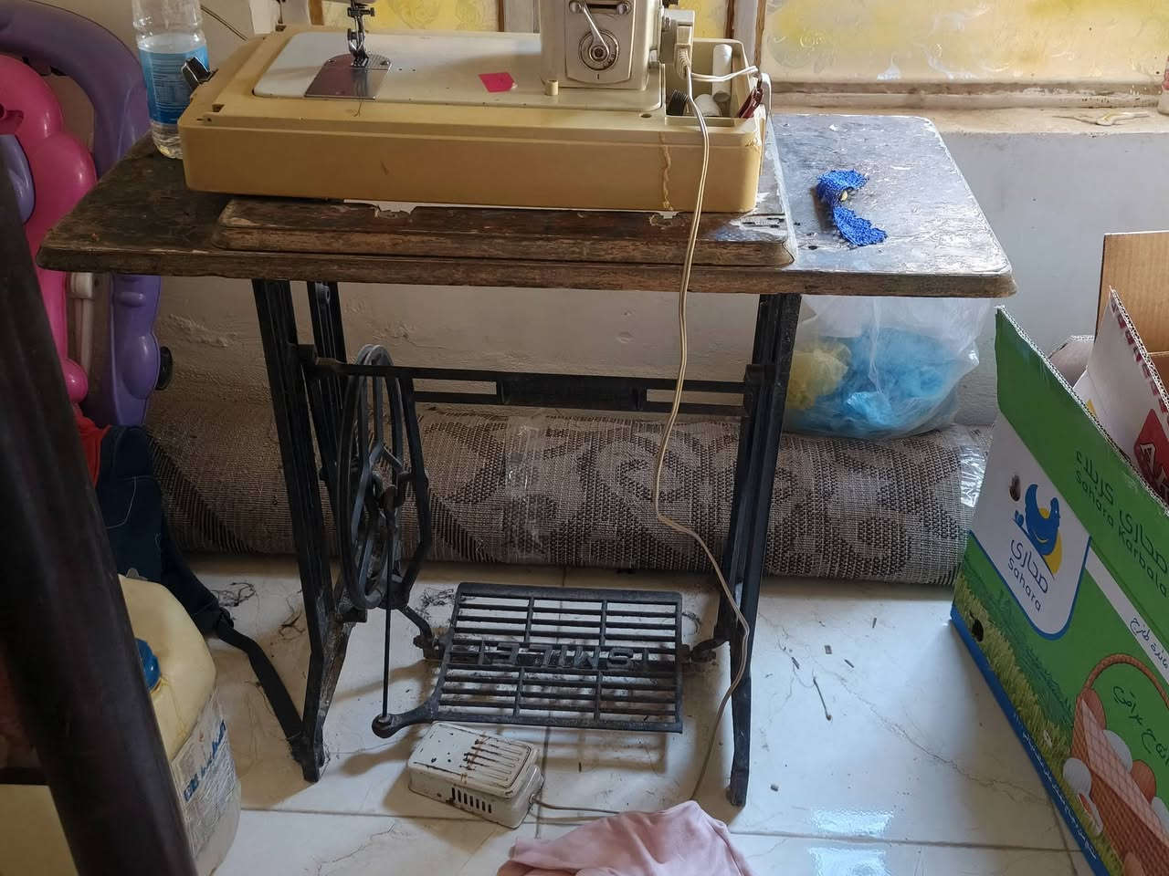 ميز مكينه 
قيم وأخذ


**إذا كنت صاحب هذا الإعلان وتريد حذفه لأي سبب، رجاءا أرسل رسالة إلى الدعم الفني**
