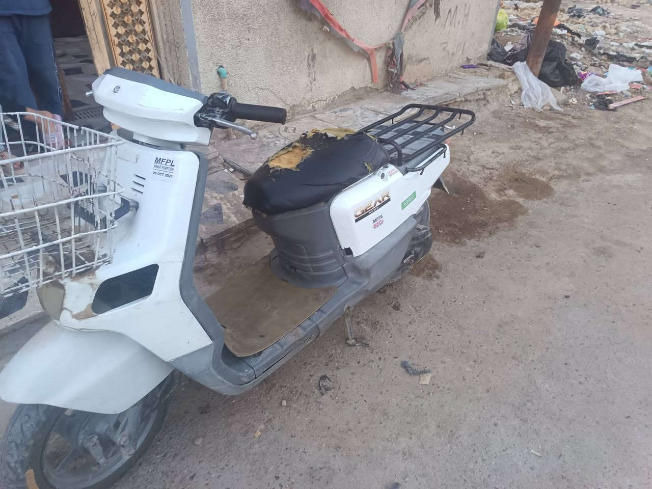 سلام عليكم دراجه بيكم للبيع نضيفه مكينه مكفوله نقصهه باتري ودشمه  سعر ٣٥٠ وبيهه مجال عنوان مدينه الصدر ***********
