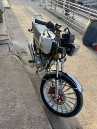 سيفان موديل ٢٤ اوراق استنساخ دراجه مكفوله من كلشي ونضيفه  السعر خاص وا...