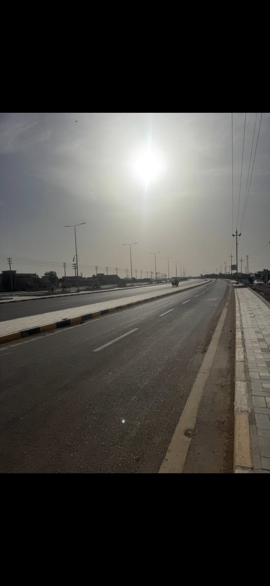 قطعه ٥٠٠متر سند ٢٥تبعد عن الشارع العام ٧٠متر خدمات كامله كهرباء ماء تبليط أناره ليليه للأستفسار ***********
