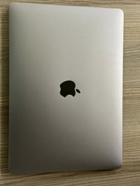 Mac book Air M1 Ram8 256 الابتوب نضافة 100% كارتونة وكامل الملحقات  دو...