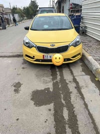 كيا فورتي ٢٠١٦ وارد أمريكي  حادثهه جاملغ خلفي  بدون دواخل قبق جنطه  مب...