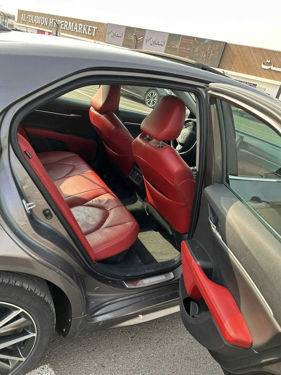 السلام عليكم
كامري xse 2022 فول مواصفات هايبرد ماشية 30 الف كيلو بيهه تبديل قمارة ..بدون ايرباك بدون لغد بدون شاصي للاتصال *********** مكاني بغداد
الكرخ
