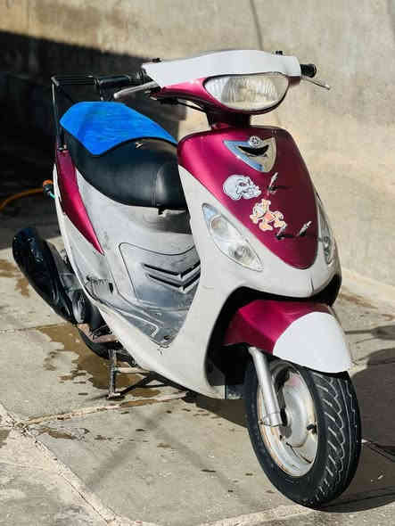 دراجه ماكس منغولي للبيع الدراجه مشتريلهه كفر تجاري و الاصلي لون كرزي سعرهه 750. اتصال ***********
