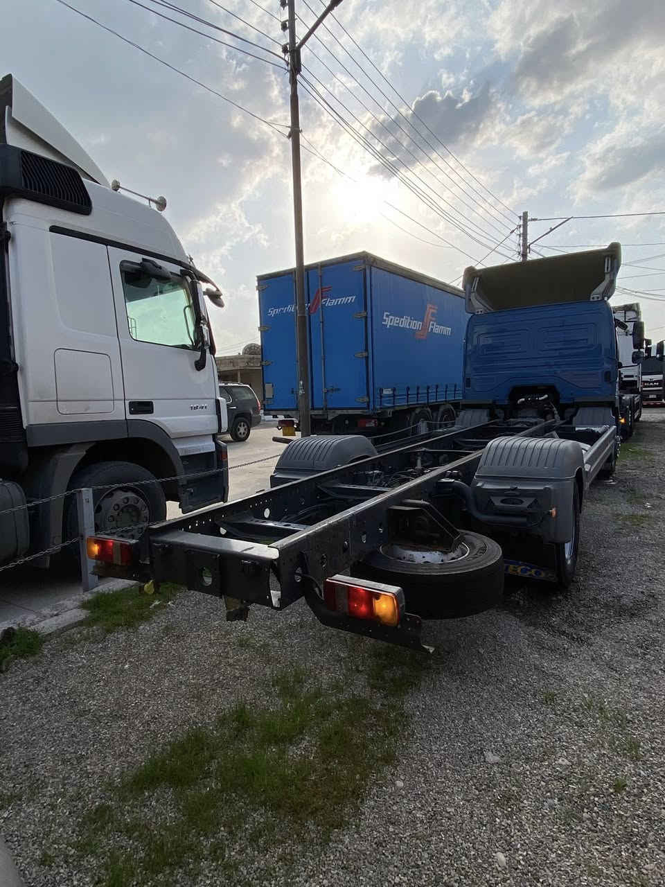 👇ماشاء اللّه💙
سياره جديد📦.
اتيكو حواجب.ثمانيه برغي
سته سلندر .موديل (2012)
شانصي طول ٧.٢٠.
سنه ويه جديد.
تبريد. تعديدسرعه.جام كهربا.هاڤ.كوشن هيتر.
مجموعه اكتروز.جوبليس خالفي.حجم(1229)
تاقم تيار جديد.
سياره مكفول كفاله .
مكينه محرك اكسل كيرٍ بشرت.
بدون صبوغ.
📍مكان .سليماني .معرض بابل✅
📞0770 143 7078
📞***********
