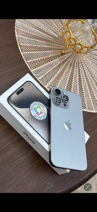 آيفون ١٥ برو ماكس • بطارية ٩١ • ملحقات كاملة