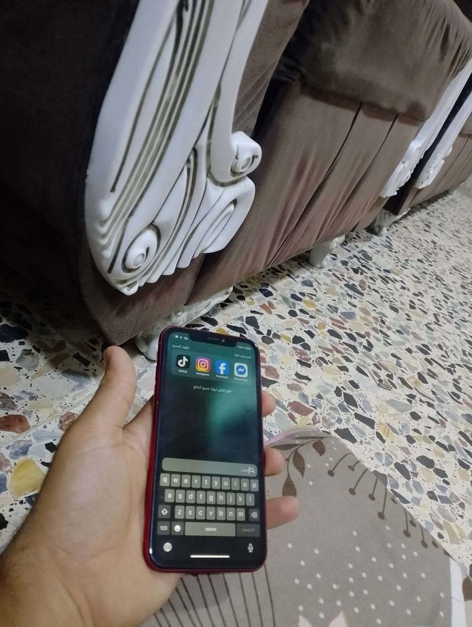 السلام عليكم xr
ذاكره ١٢٨ 
بطاريه ٧٧
الضهر مفطور شويه بس مماثر 
التلفون وتر ممبدل بي شي 
مكاني الغزاليه 
سعر ١٤٥ وبي مجال 
***********
