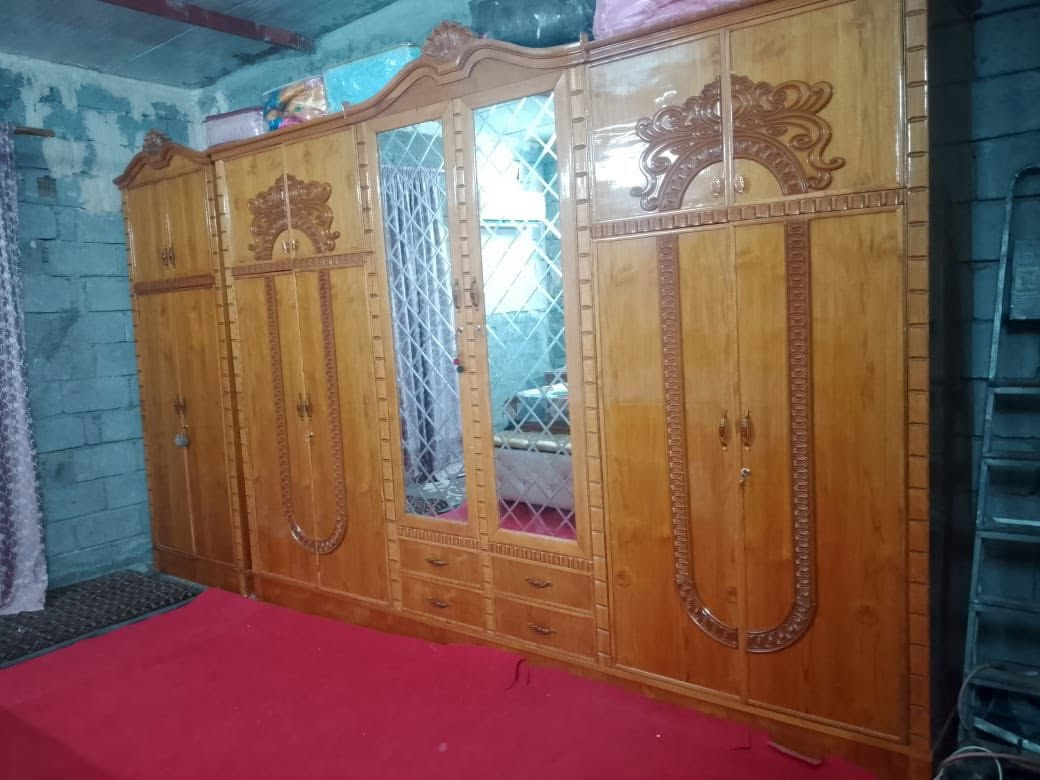 السلام عليكم من رخصه الادمن غرفه نوم خشب عراقي اصلي 6 ابواب مع محلق بابين جديده بمعنى الكلمه السعر 850 وبيهة مجال


**إذا كنت صاحب هذا الإعلان وتريد حذفه لأي سبب، رجاءا أرسل رسالة إلى الدعم الفني**