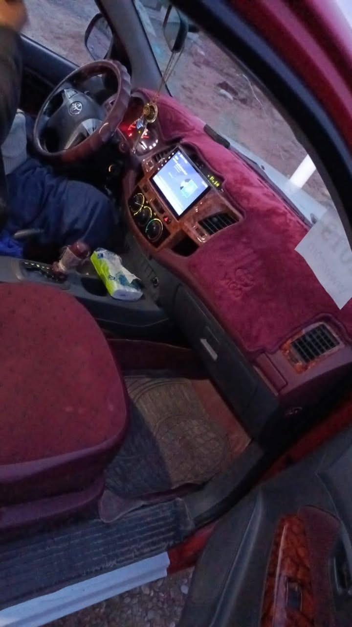 سلام عليكم سياره للبيع تيوته فلاونزه موديل 2013 رقم صلاح الدين بسمي اسيار كويتيه فول مواصفات كير تماتيك شاصي 19 اسياره جديده مكفول من كلشي سبير مانازل الاستفسار علا رقم ***********
