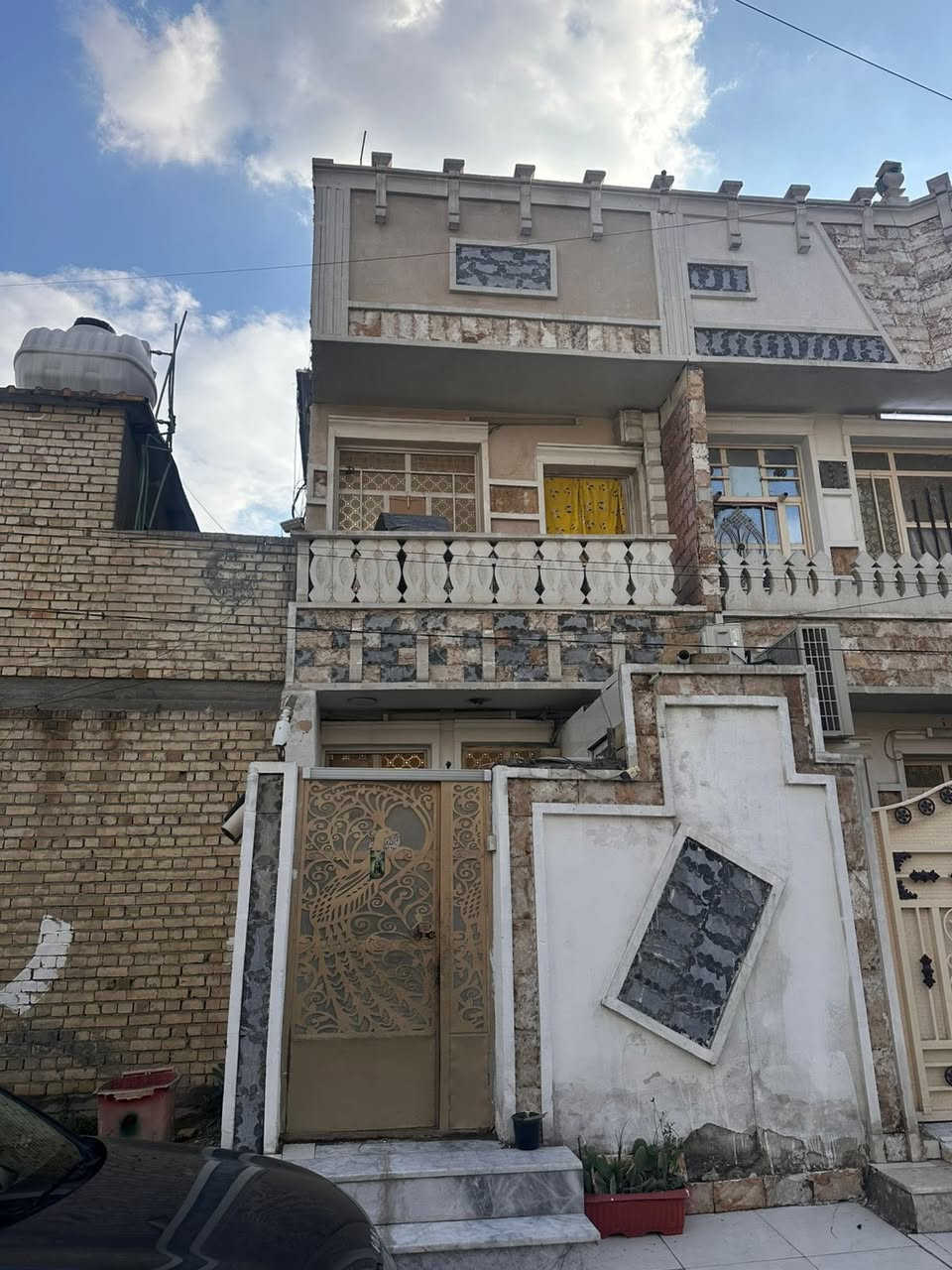 البيت للبيع50 متر زراعي  
في حي تراث 
الرقم / ***********
