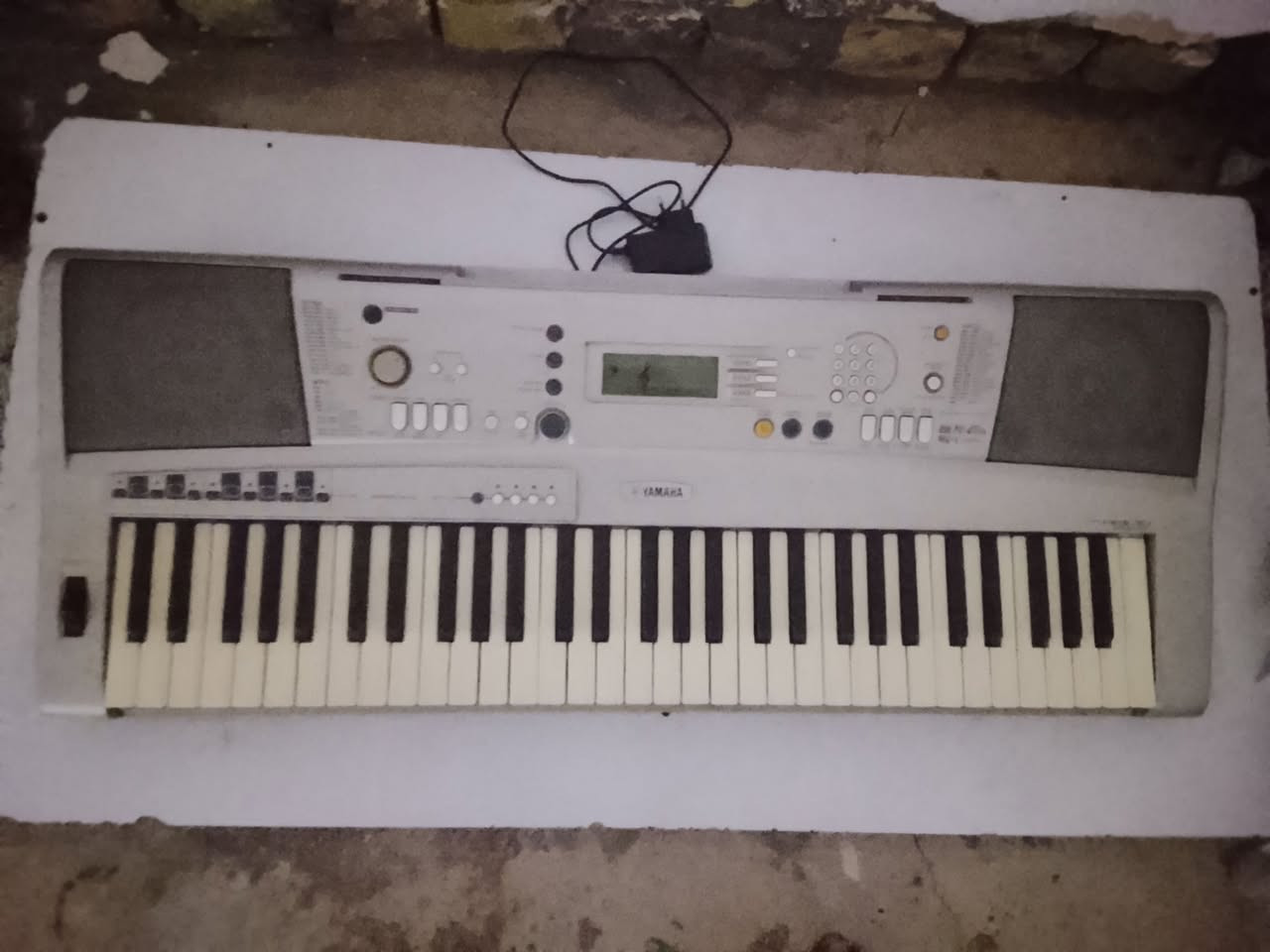 السلام عليكم
اورك ياماها 300نضيف كله شغال 

150نهايته 

يوجد توصيل

***********
