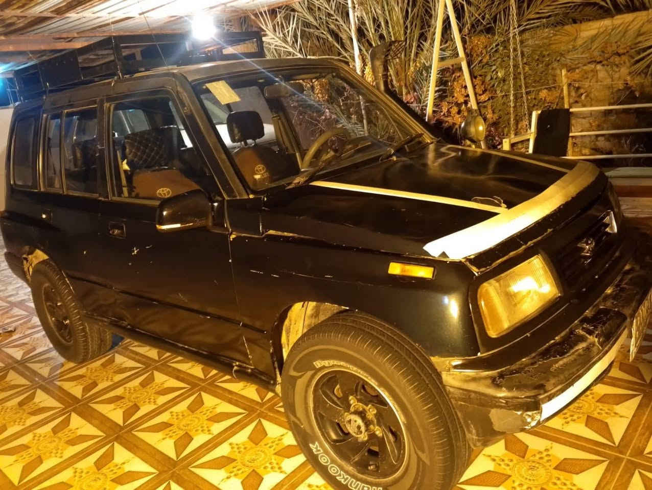 سلام عليكم سازوكي للبيع 93سياره جديده مال بيت سياره كلشي عله البلاد كير عادي فورويل شغال السعر 40  المكان البصره الدير  ***********)(***********
