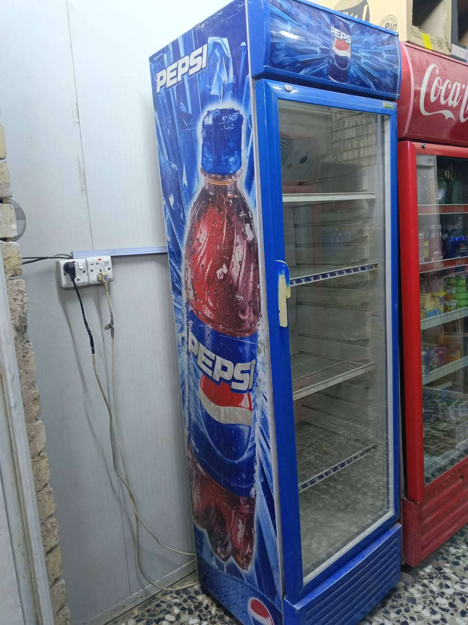 للبيع بيهه ليك السعر125المكان اسكينه شارع المكاتب ***********
