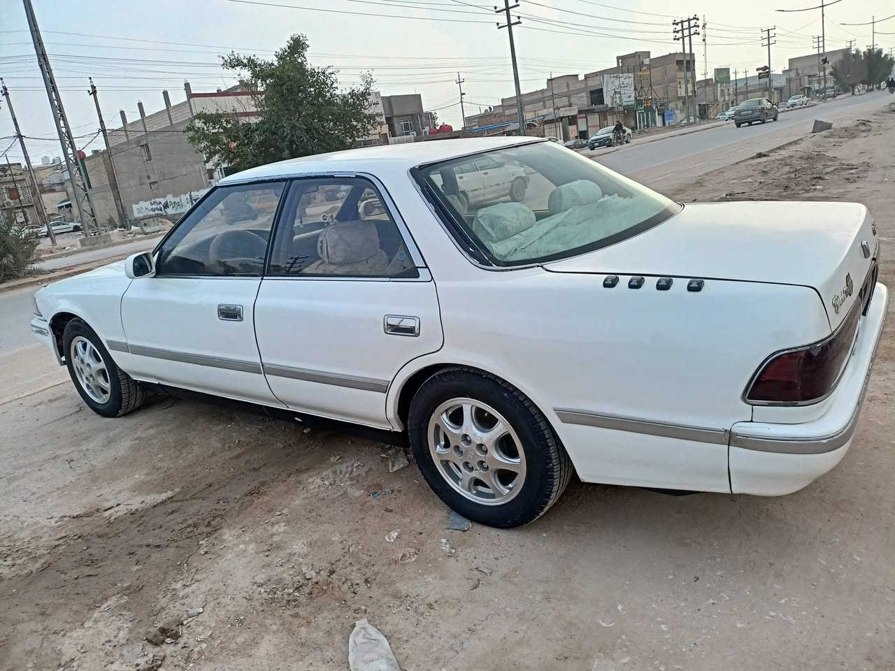 السلام عليكم مارك عظم موديل 92 مكينته بيه بدايت تبخير كير مكفول حداديه مكفوله  كهربائيات كله شغاله غرفه نظيفه حيل مكفوله من ضربه قويه ونقل جثه والاصوليات سنويه ال30 هزه جديده راعيه يمي بلوفاء بلنجف السعر***********
