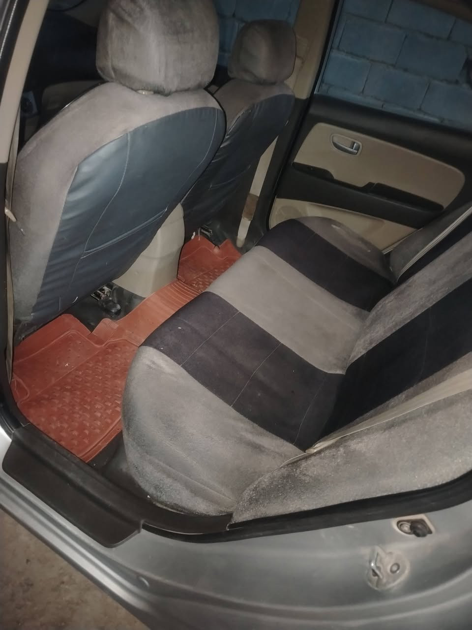 النترا ٢٠٠٩ بغداد محرك ٢٠٠٠ السياره بيه تبديل جاملغ وبنيد لانه بيه جراد بيه صبغ بمكانات بدون ضربه تبريد تدفئه دواخل جديده حداديه تخم تاير جاهزه من كلشي الشراي يتصل ***********
