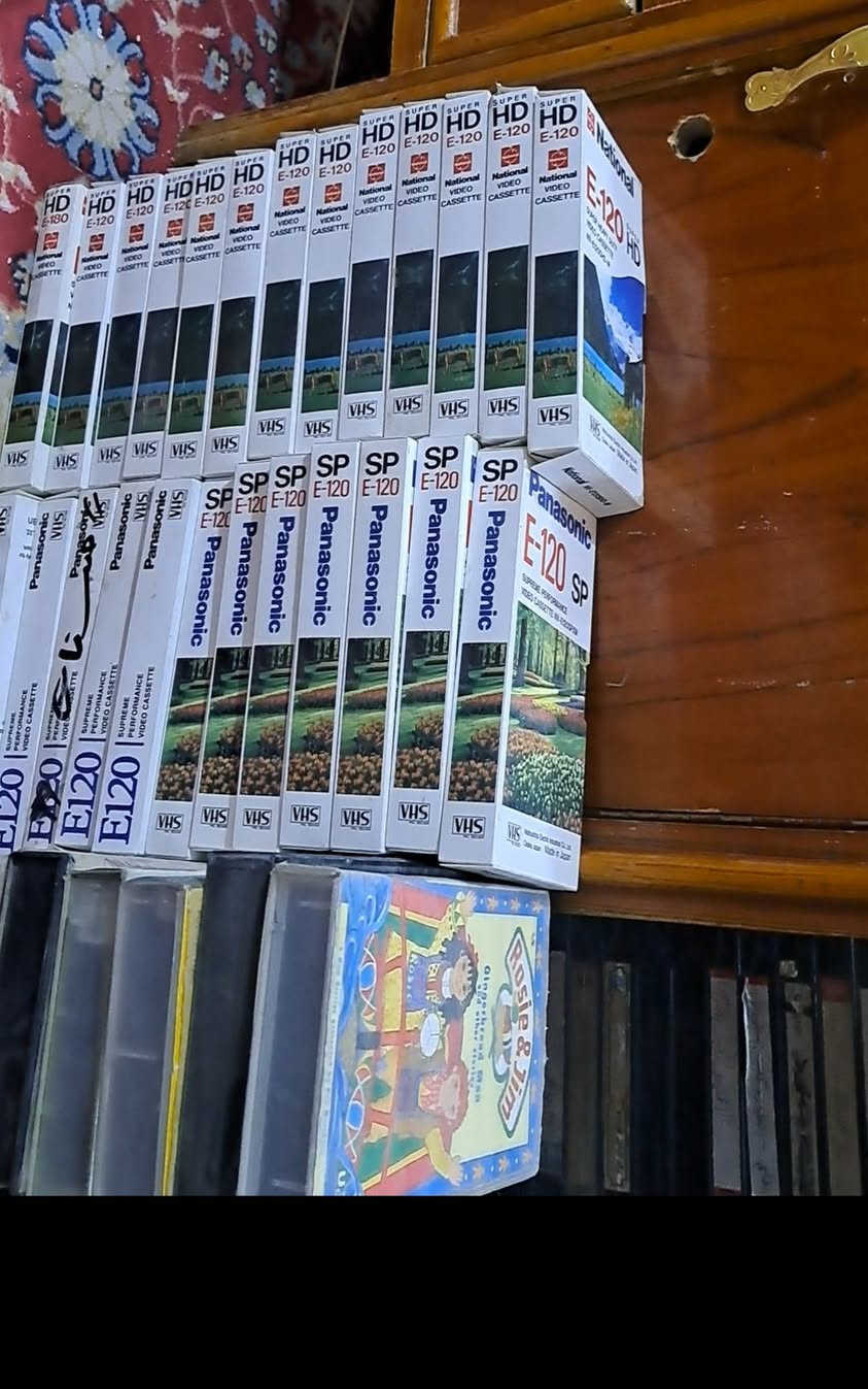 السلام عليكم كاسيتات فيديو نظيفات العدد٢٤٠/فيديو سعر الواحد ١٢٥٠/الف وربع مكان بغداد


**إذا كنت صاحب هذا الإعلان وتريد حذفه لأي سبب، رجاءا أرسل رسالة إلى الدعم الفني**