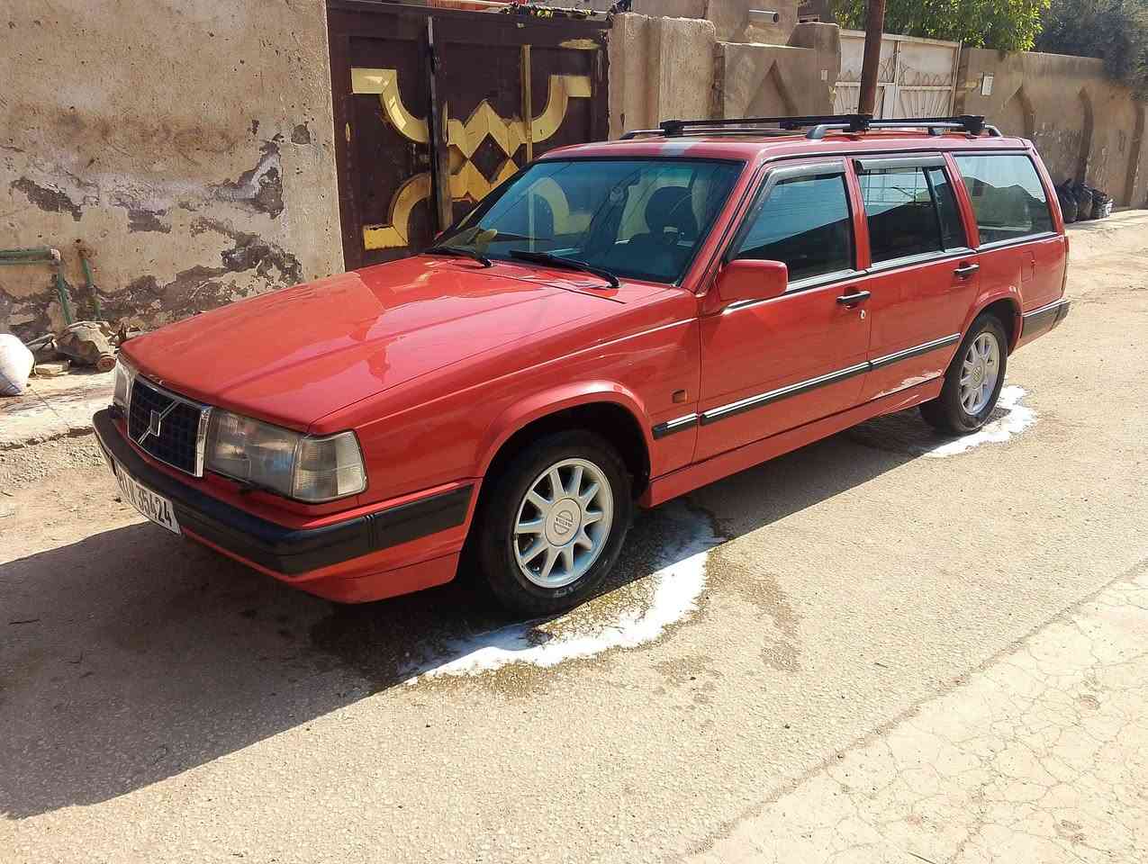 سلام عليكم ڤالڤو 940 موديل 91 مكينه وگير جدد صڤر چاچ حداديه جديده تخم تأير وتخم ويل كب جديد تبريد ثلج غرفه جديده اربع بطاين صاج باتري جديد مكفوله من الضربه والصبغ شباچ مربعات عتب نفخ مطريات رقم بغداد انگليزي مداور مباشر سنويه جديده ريمون سنتلوك مكفوله من الخياس العنوان بابل الكفل ***********
