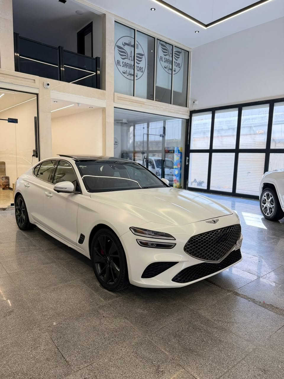 السلام عليكم جنسس وارد امريكي برستيج 6سلندر توربو لون بلاد ابيض مات السياره بيها جاملغ اوباب مديل 2023 حره تترقم جميع المحافضات سياره فول واحد على واحد معروفه موصفات البرستيج مكان السياره البصره السعر 210 وبيها مجال بصيط ***********
