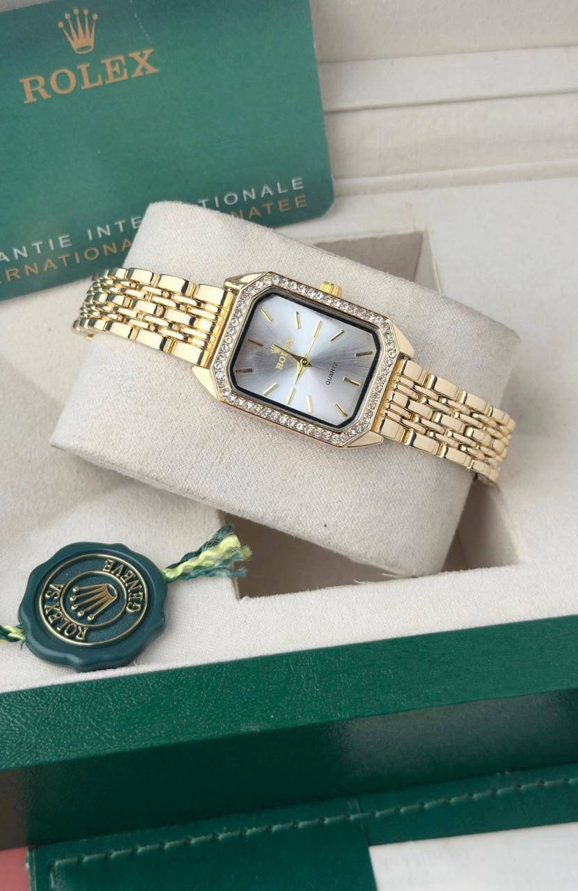 ✨ موديل جديد من ساعات ROLEX الستاتي وصل! ✨
فخامة بتفاصيلها وأناقة بتكمل إطلالتك كل يوم ⌚🤍
اطلبيها الآن بسعر مميز واستلميها وين ما كنتِ داخل المملكة. 🚚
#رولكس #ساعات_ستاتي #ساعات_نسائية #اكسسوارات #موضة #ستايل #الأردن #تسوق_أونلاين #عرض_مميز #اكبسور_الاردن


**إذا كنت صاحب هذا الإعلان وتريد حذفه لأي سبب، رجاءا أرسل رسالة إلى الدعم الفني**