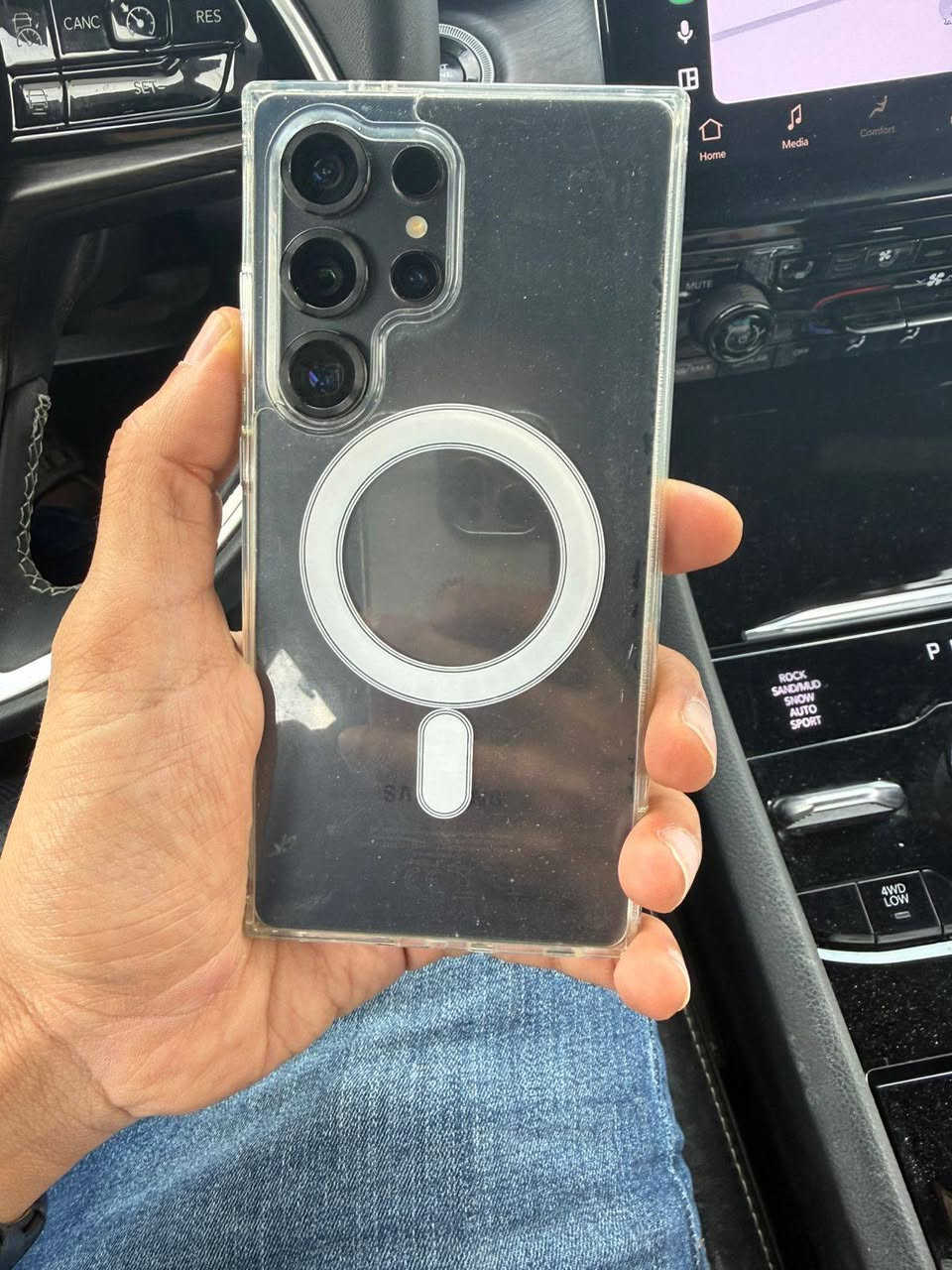 السلام عليكم 
سامسونك الترا S25 لون اسود 256 ضمان عين الفهد كامل باكيت وملحقات استعمال بسيط اخو الجديد. السعر 1200
 مراوس ب 17 برو ماكس فقط مكاني بغداد الجادريه لايوجد توصيل 
*********** واتساب
