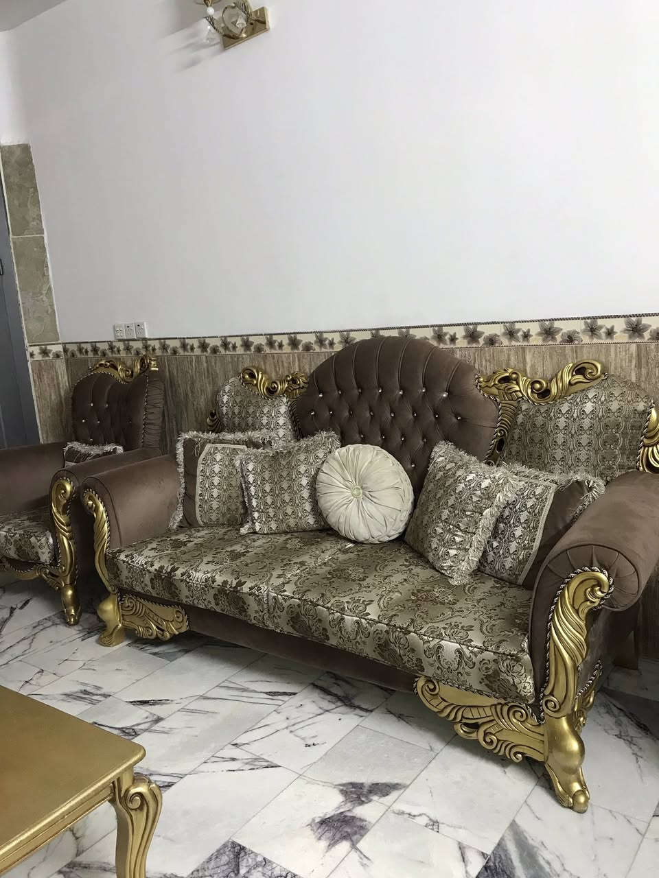 تخم للبيع ملكي بتصميم كلاسيكي يجي ٦ قطع للتفاصيل اكثر خاص🌸


**إذا كنت صاحب هذا الإعلان وتريد حذفه لأي سبب، رجاءا أرسل رسالة إلى الدعم الفني**