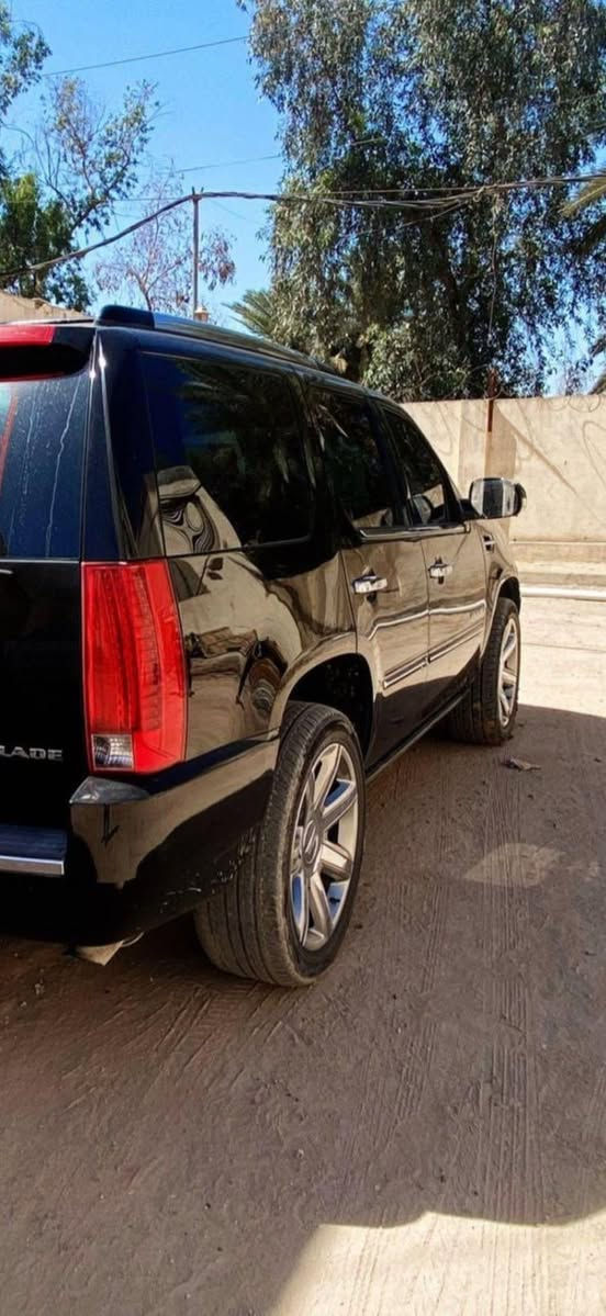 سلام عليكم
كديلاك سكاليد موديل 2012  ادوات فول مواصفات مكفوله من كص وسرقه مكانهه بغداد سعر 105$وبي مجال ***********
