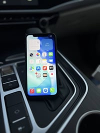 آيفون ١١ ٢٥٦ • بطارية ٧٣ • دبل سيم