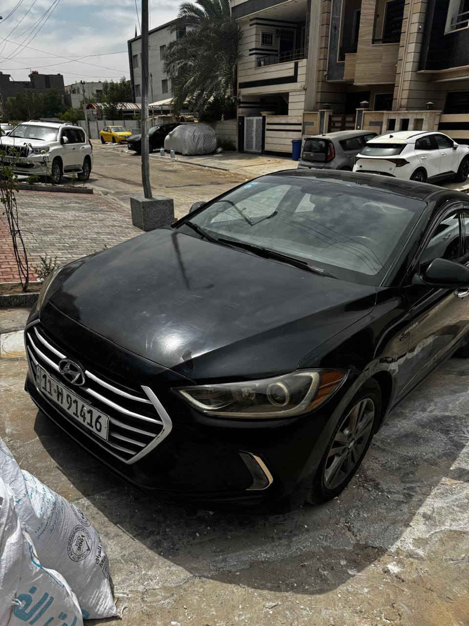 النترا ٢٠١٨ فول مواصفات فتحه وتحكم ستيرن وتلث انظمه قياده
مكينه ٢٠٠٠ دوش 
كير AT
ايرباكات سليمه
 
السياره نظيفه حيل ماشامه البانزين العادي  استخدام شخصي فقط 
السياره حادثهه مثل ماوضح بالصور فقط الدعاميه الخلفيه وشبر من الجاملغ الخلفي  السياره جان عليهه فابلون ابيض ع البنيد ومجرد وبيه جم شخط
السياره سعرهه ١٢٨ وبيه مجال 
الرقم ***********
