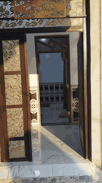 السلام عليكم
بيت مساحه البناء 300 والمساحه حول البيت 2 دونمين ونص البناء حديث
(طابو زراعي سند 25 ) تقاطع الزبيديه طريق بغداد كوت يبعد عن الشارع 50 متر ومتوفر جميع المستلزمات من الماء والكهرباء من مدارس متوصطه و بتدايه السعر خاص جدن مناسب ***********
