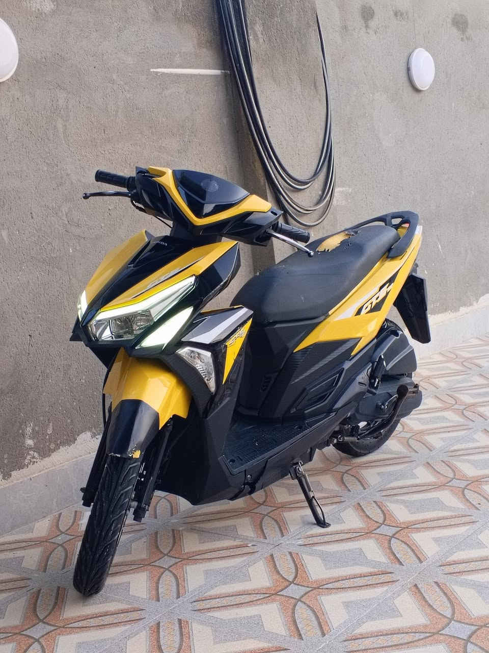 السلام عليكم 
للبيع دراجه هوندا GTS
مكينه 150cc موديل 2022
مكينه ما مفتوحه مكاني حي الحكيم 
للستفسار والشراء ***********
