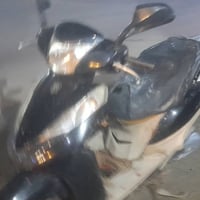 كوم حديد • تشتغل • حك الجيه