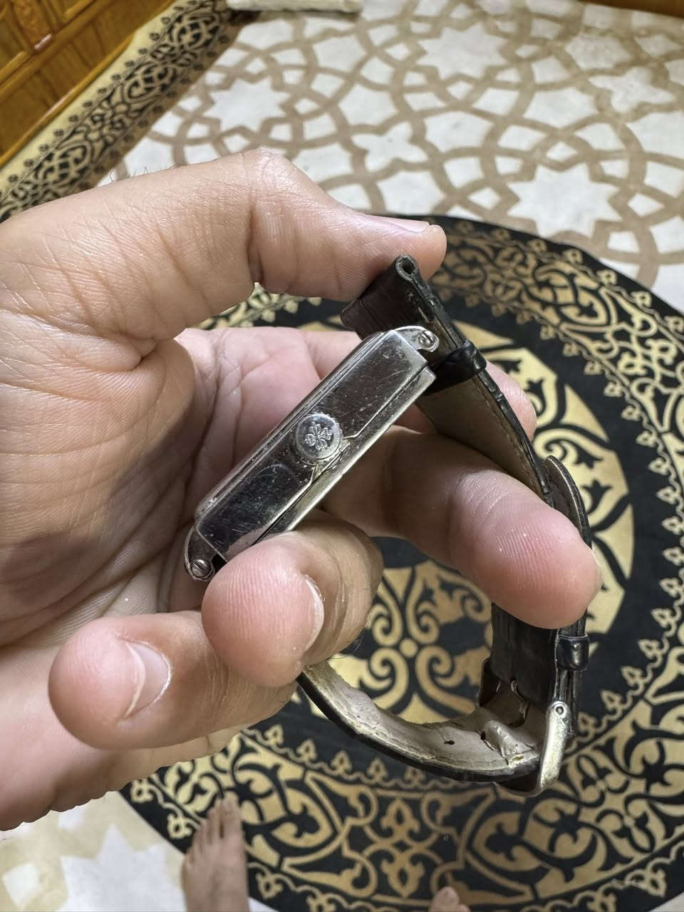 ساعه اوتماتيك شغاله ابيعه فحم فحم نقصه بس بيم يلزم سير وجامه ماكو


**إذا كنت صاحب هذا الإعلان وتريد حذفه لأي سبب، رجاءا أرسل رسالة إلى الدعم الفني**