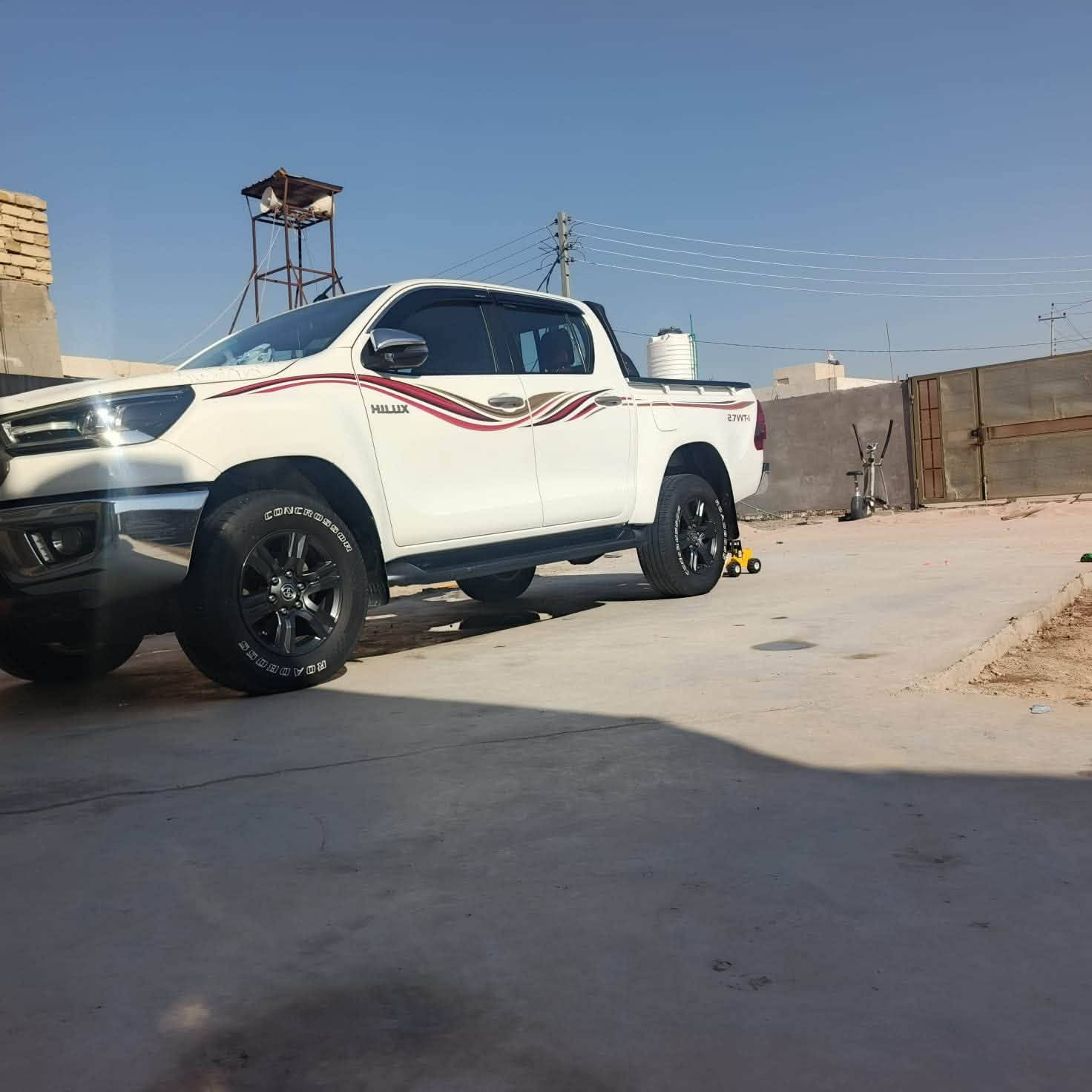 سلام عليكم فورويل موديل 2021 بصمه رقم مثنئ مكفوله كفاله عامه ماشيه130تخم تايره حداديه جديد سعره270وبيه مجال مكان ناصريه سوق الشيوخ ***********
