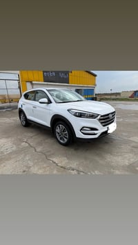 توسان للبيع   وارد خليجي  موديل ١٨. رقم سليمانية ماشية ١٦٢  الف وسيارة...