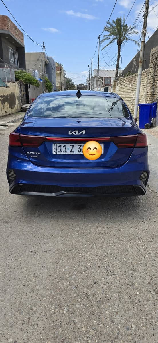 السلام عليكم فورتي LX موديل 2024 رقم بغداد انكليزي بسمي تحويل ثاني يوم وارد امريكي ضرر ماله جنطه وجامرلغ الخلفي اليمنه واليسره بارد بدون دواخل بدون ايرباك سونار ماله موجود باقي سياره مكفول ليبل واحد  ماشيه 48 الف ميل نص موصفات فول تحكم ستيرن رادار
السعر 140 وبيه مجال جدا بسيط مكاني ديالى بعقوية 
للاستفسار ***********
