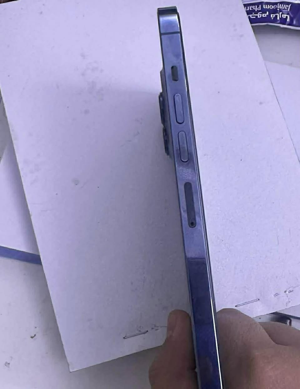 سلام عليكم  ايفون 13 برو ماكس عربي شرق اوسط بطارية 76 ذاكرة (((512)))) مبدل شاشة ٣ خيارات الجهاز نظيف جدا بدون كارتونه السعر ☑️ 675 وبي مجال مكاني بغداد السيدية وعندي توصيل لكل المحافظات *********** (الرقم مابي بس واتس اب)
