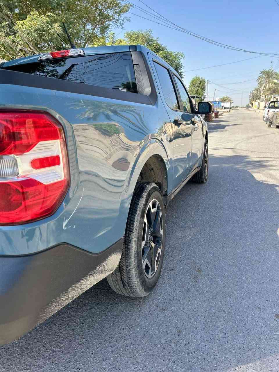 🔥 للبيع Ford Maverick 2023 🔥
💰 السعر: 170 وبيهة مجال 

✅ موديل 2023  XL

✅ محرك 2.5 لتر هايبرد اقتصادي

✅ جير أوتوماتيك

✅ شاشة لمس

✅ كاميرا 

✅ مثبت سرعة

✅ أنظمة أمان متعددة

✅ 5 مقاعد

✅ اقتصادية جداً بالوقود

✅ مناسبة للاستخدام اليومي والسفر

🚗 السيارة بحالة جيدة جداً وجاهزة للفحص

ℹ️ ملاحظة:

السيارة وارد أمريكيَ
رقم الشاصي مرفق بالمنشور

 رقم بغداد 

ماشية 95 الف 

💵 السعر المطلوب 170وبيهة مجال

رقم الهاتف :

***********
